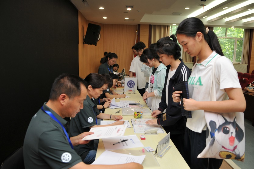 2025 年中国科学院大学本科陕西招生综合评价选拔面试在西安举行