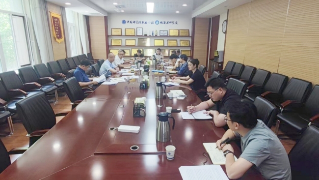 分省院机关召开上半年工作总结会