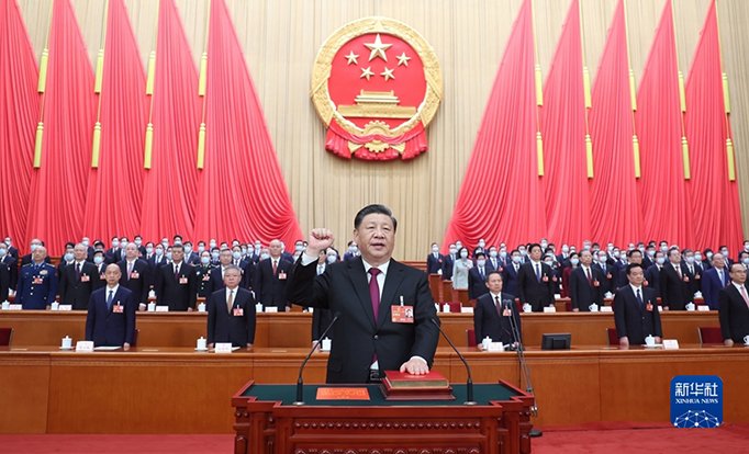 习近平全票当选国家主席 中央军委主席